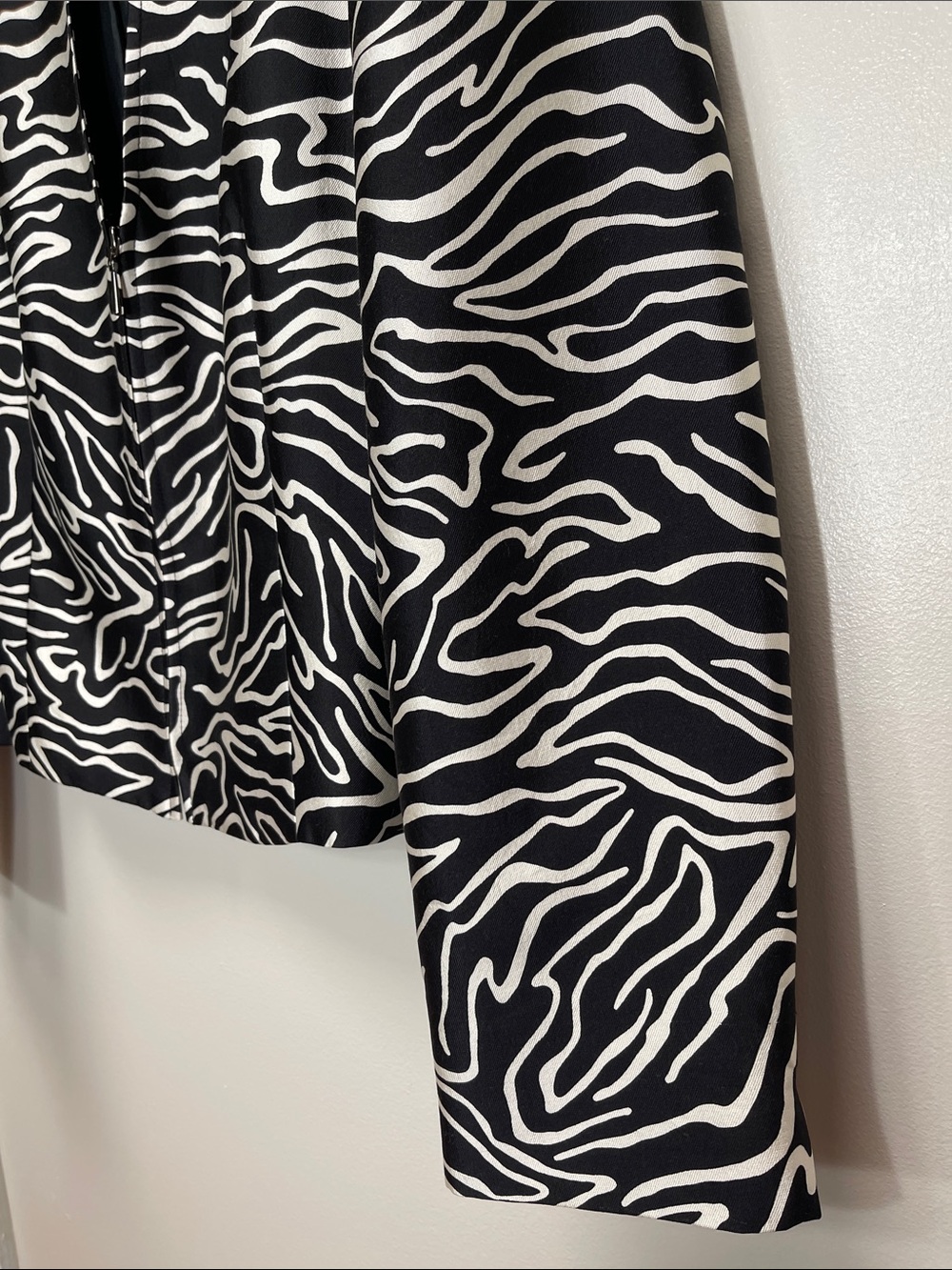 Talbots Silk Wool Zebra Zipper Front Blazer - Picture 5 of 12